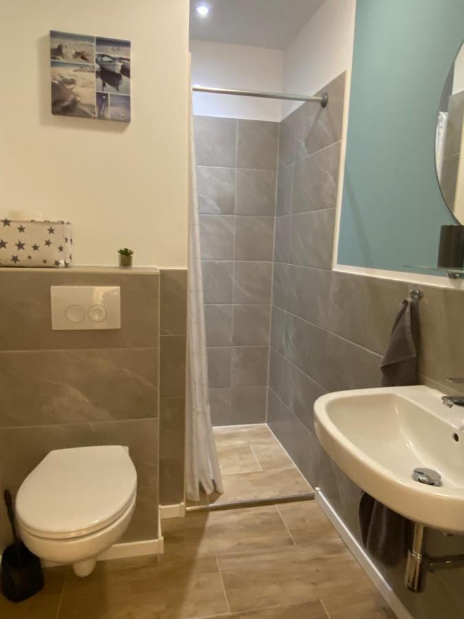 Appartement 1 Mit Kueche Und Neuem Bad, Frisch Saniert Friedrichskoog Extérieur photo